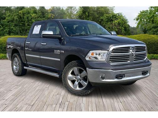 2014 RAM 1500 SLT
