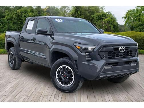 2025 Toyota Tacoma TRD Off Road