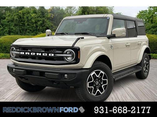 2025 Ford Bronco Outer Banks