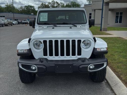2023 Jeep Gladiator Sport S