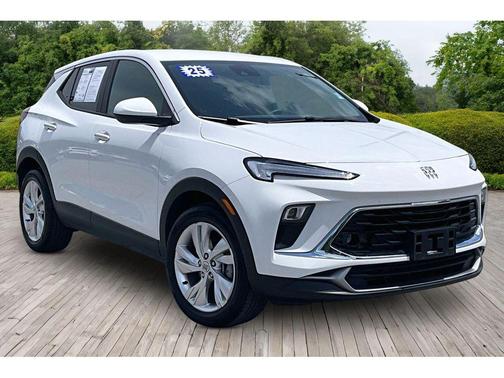 Summit White 2025 Buick Encore GX Preferred