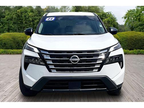 Glacier White 2024 Nissan Rogue S