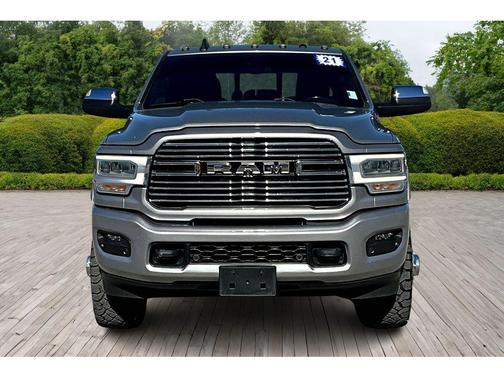 2021 RAM 3500 Laramie Crew Cab 4x4 8' Box