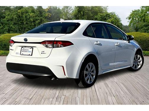 2025 Toyota Corolla Hybrid LE