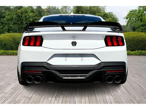 2025 Ford Mustang Dark Horse Fastback