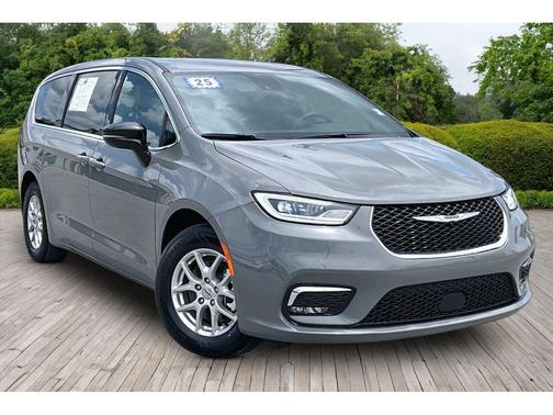 Ceramic Gray Clearcoat 2025 Chrysler Pacifica L