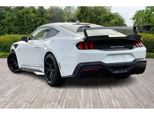 2025 Ford Mustang Dark Horse Fastback