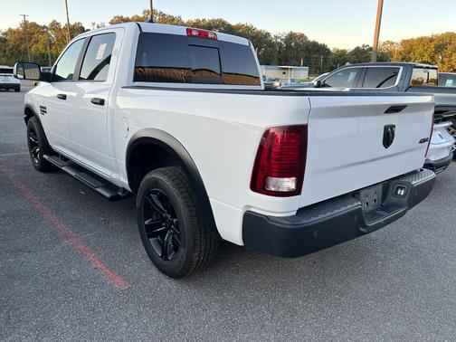 2023 RAM 1500 Classic Warlock Crew Cab 4x4 5'7' Box