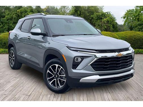 Sterling Gray Metallic 2025 Chevrolet Trailblazer LT