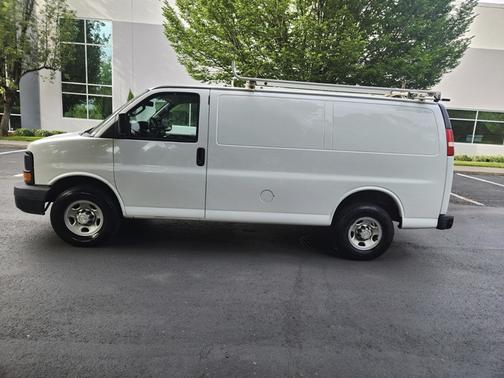 2016 Chevrolet Express 2500 Work Van