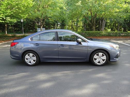 2018 Subaru Legacy 2.5i
