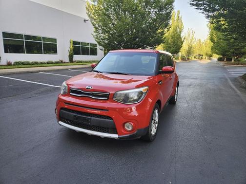 2017 Kia Soul +
