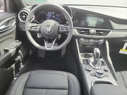 2025 Alfa Romeo Giulia RWD