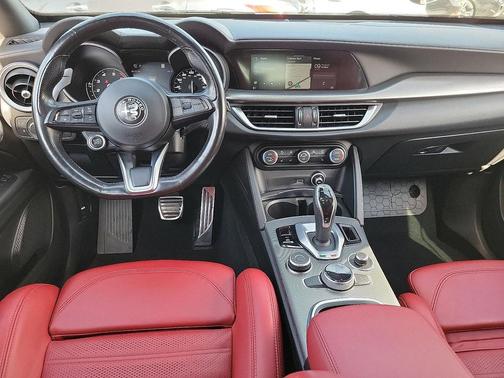 2022 Alfa Romeo Stelvio Ti