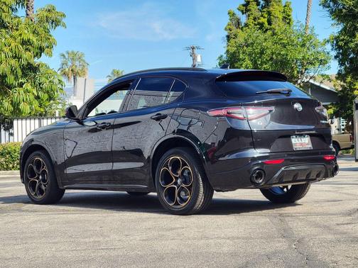 2025 Alfa Romeo Stelvio Sprint AWD