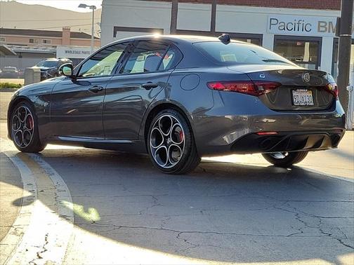 2022 Alfa Romeo Giulia Ti