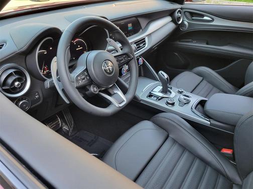 2026 Alfa Romeo Stelvio 