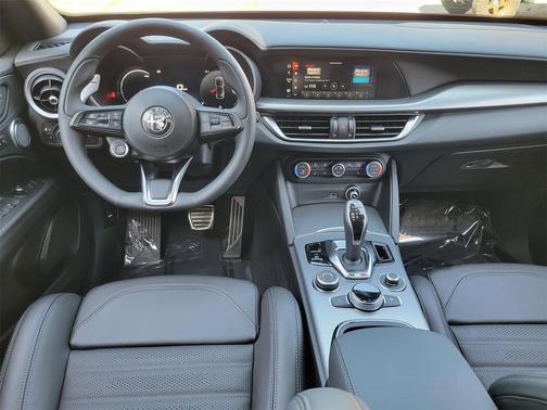 2026 Alfa Romeo Stelvio 