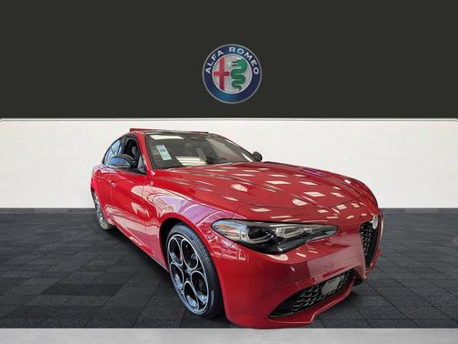 2026 Alfa Romeo Giulia Base