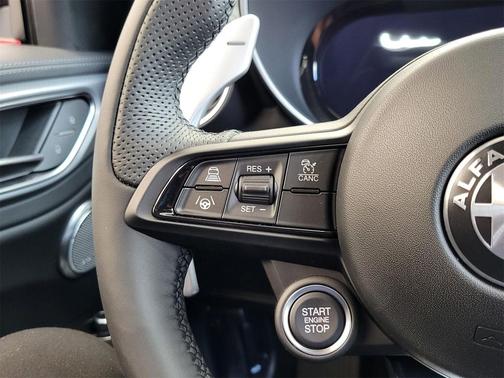 2026 Alfa Romeo Giulia Base