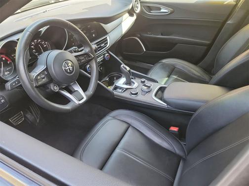 2022 Alfa Romeo Giulia Ti