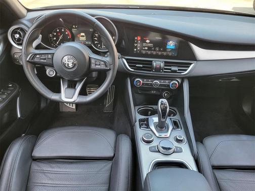 2022 Alfa Romeo Giulia Ti