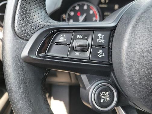 2022 Alfa Romeo Stelvio Sprint