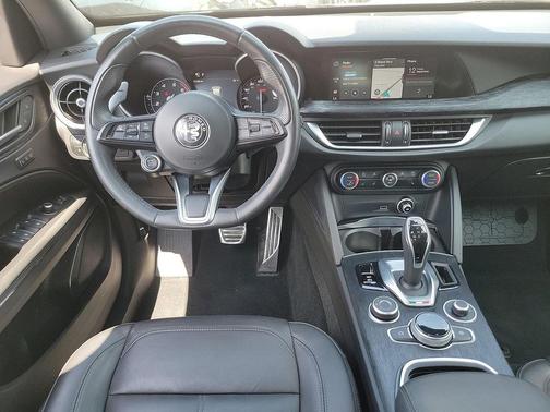 2022 Alfa Romeo Stelvio Sprint