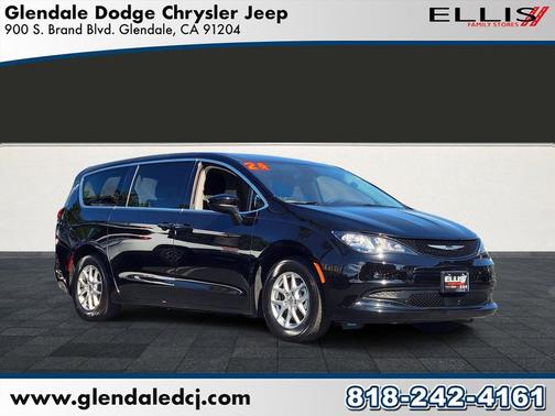 2024 Chrysler Voyager LX