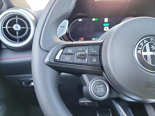 2025 Alfa Romeo Tonale Special Edition Tributo Italiano EAWD