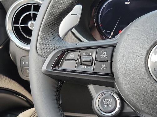 2025 Alfa Romeo Stelvio Sprint AWD
