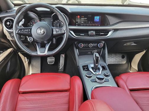2022 Alfa Romeo Stelvio Ti