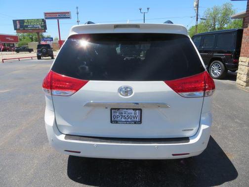 2011 Toyota Sienna Limited