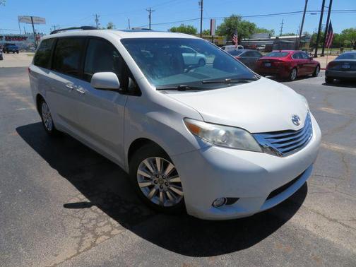 2011 Toyota Sienna Limited