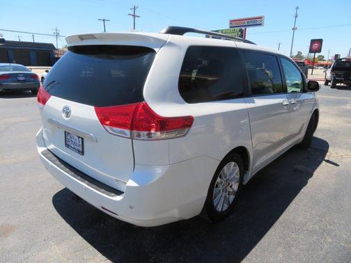2011 Toyota Sienna Limited