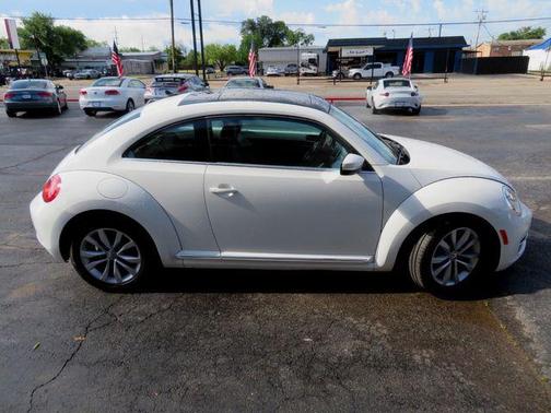 2013 Volkswagen Beetle 2.0L TDI