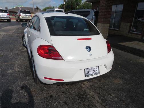 2013 Volkswagen Beetle 2.0L TDI