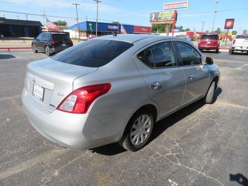 2012 Nissan Versa 1.6 S