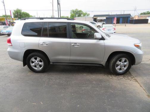 2011 Toyota Land Cruiser Base