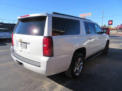 2017 Chevrolet Suburban LT