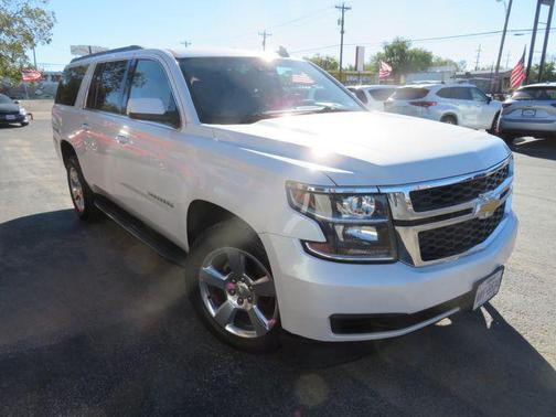 2017 Chevrolet Suburban LT