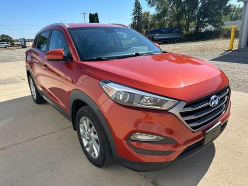 2016 Hyundai TUCSON SE