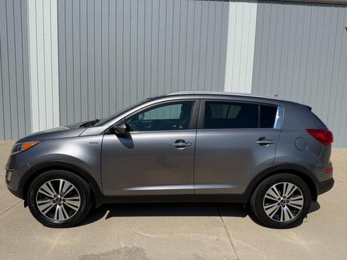 Gray 2015 Kia Sportage EX