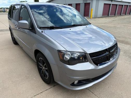 Billet Silver Metallic Clearcoat 2016 Dodge Grand Caravan SXT