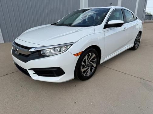 White 2018 Honda Civic EX