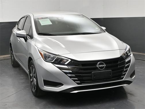 2024 Nissan Versa 1.6 SV