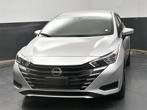 2024 Nissan Versa 1.6 SV