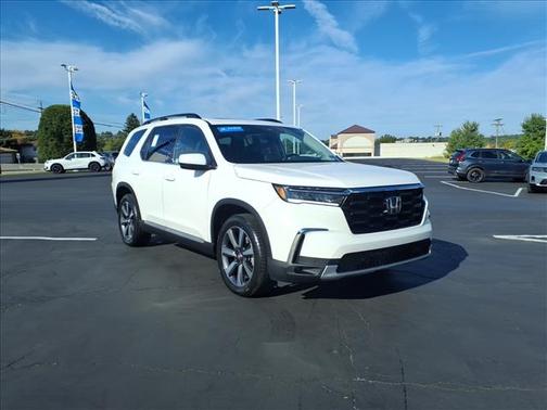 2023 Honda Pilot Touring