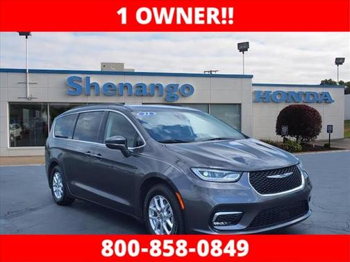 2022 Chrysler Pacifica Touring-L