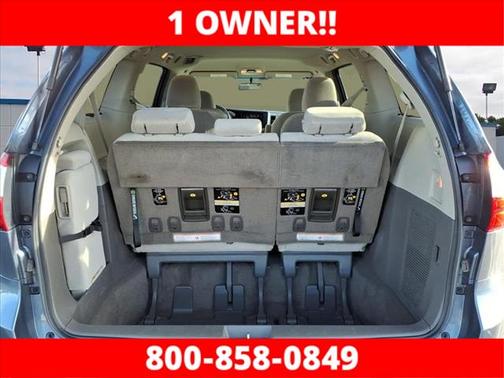 2015 Toyota Sienna LE